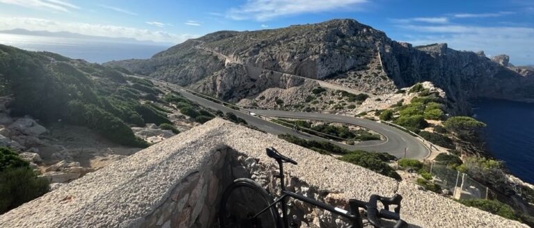 Exploring Spain’s Mountain Roads by Bike – Valuable Tips
